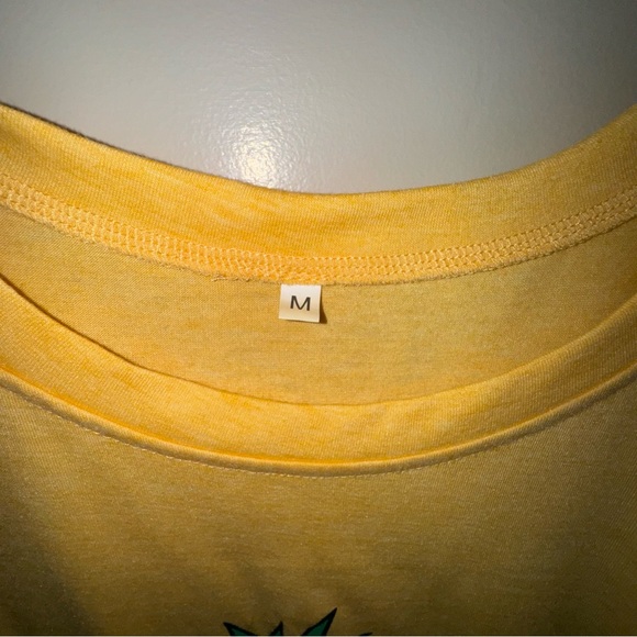 Yellow aloha pineapple, size medium tank top. - Picture 3 of 3